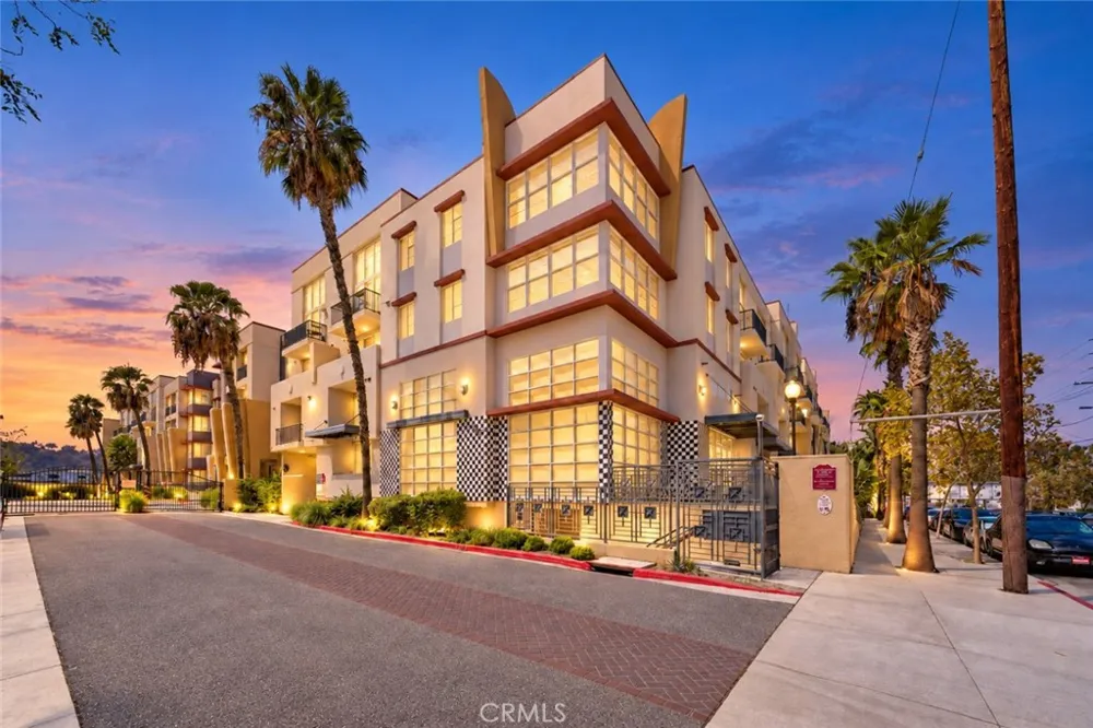 360 W Avenue 26 Los Angeles, CA 90031