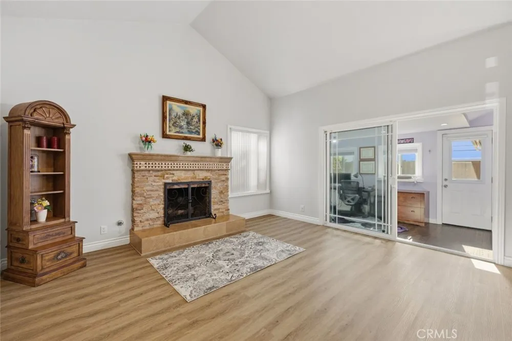 2277 Workman Simi Valley, CA 93063