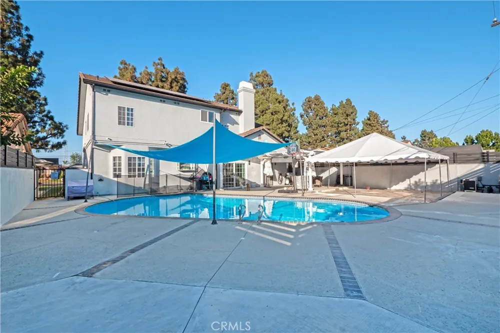 7652 Coolgrove Downey, CA 90240