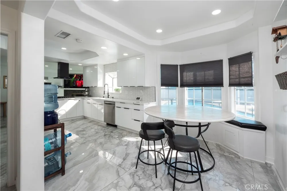 7652 Coolgrove Downey, CA 90240