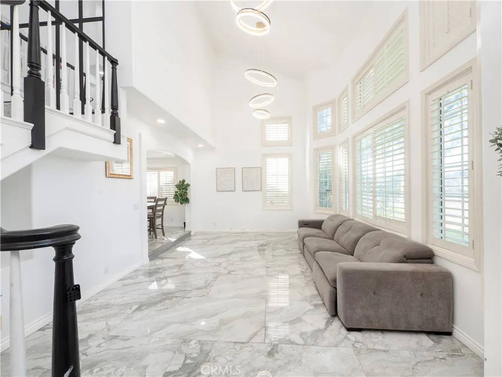 7652 Coolgrove Downey, CA 90240