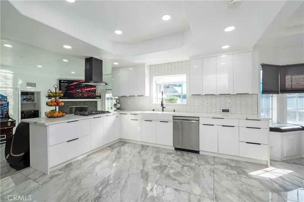 7652 Coolgrove Downey, CA 90240