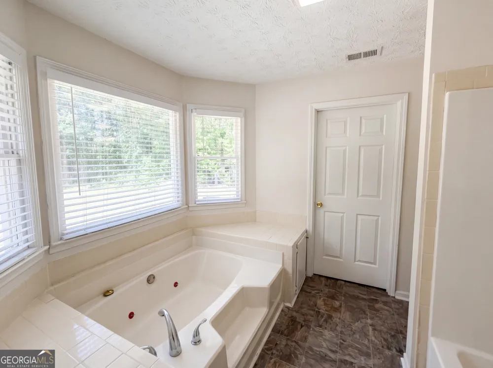 213 Carl Parker RD Hampton, GA 30228