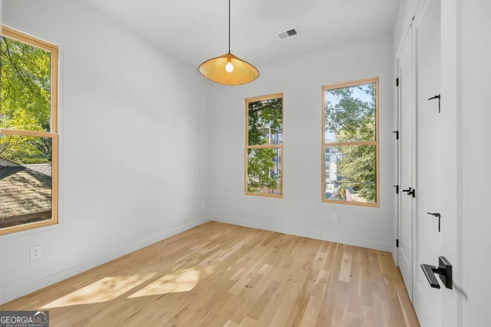 1010 Boulevard SE Atlanta, GA 30312