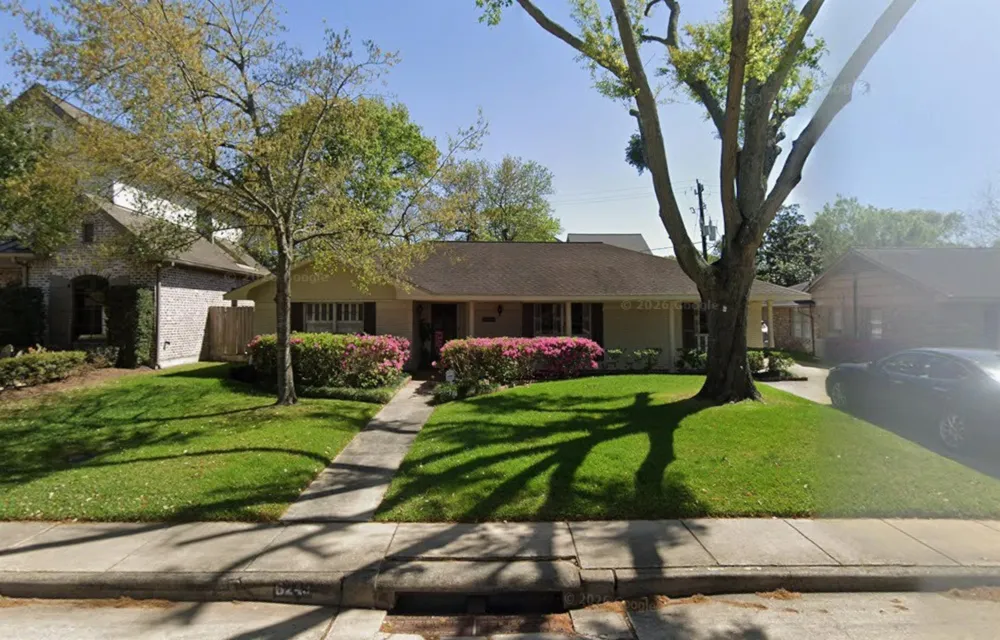 6249 Piping Rock Lane Houston, TX 77057