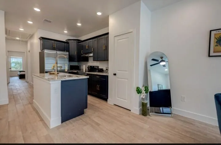 5122 Southwind Street Houston, TX 77033