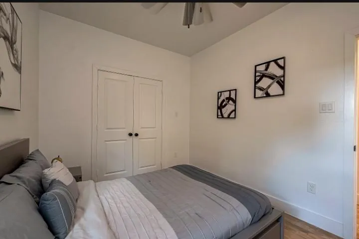 5122 Southwind Street Houston, TX 77033