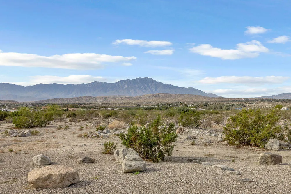 20245 Penny Lane Desert Hot Springs, CA 92241