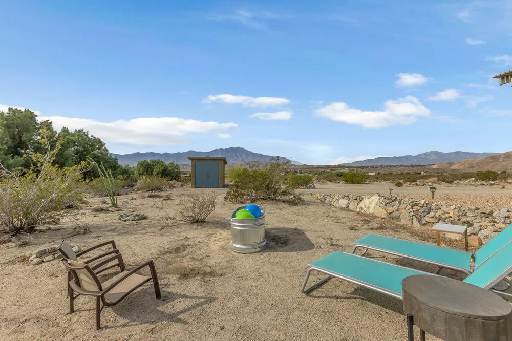 20245 Penny Lane Desert Hot Springs, CA 92241