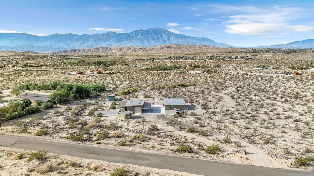 20245 Penny Lane Desert Hot Springs, CA 92241