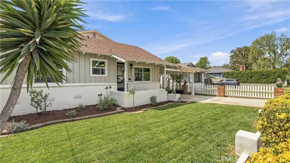 8814 Longden Temple City, CA 91780