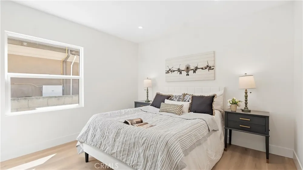8814 Longden Temple City, CA 91780