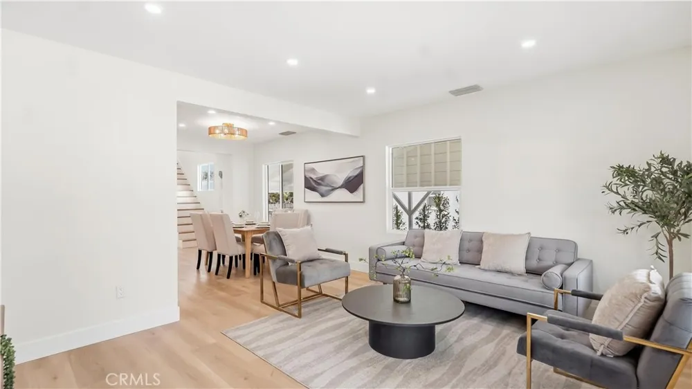 8814 Longden Temple City, CA 91780