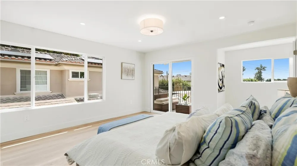 8814 Longden Temple City, CA 91780