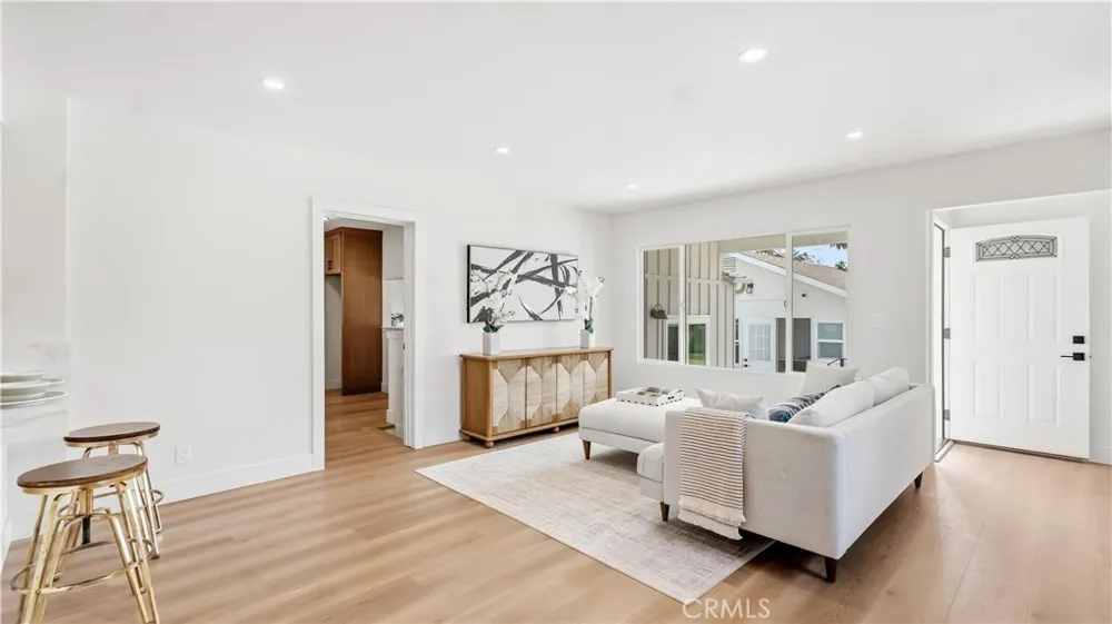 8814 Longden Temple City, CA 91780