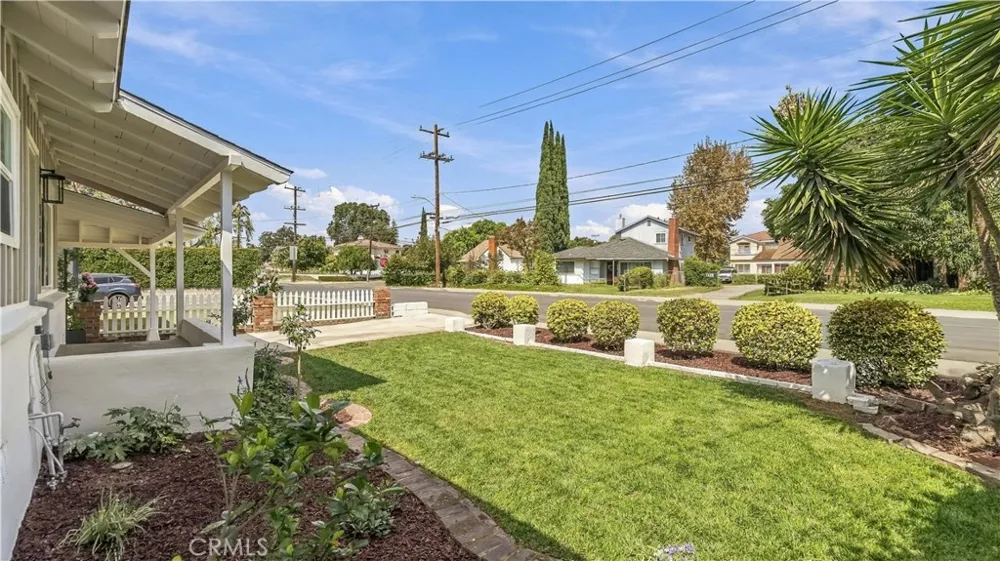 8814 Longden Temple City, CA 91780