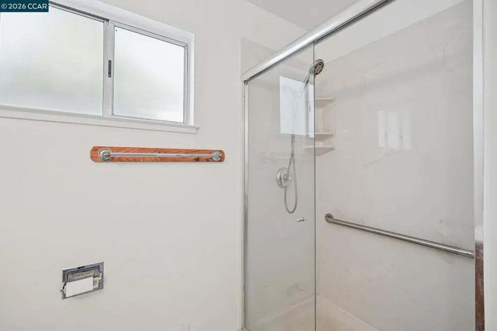 879 Greenway Dr Martinez, CA 94553