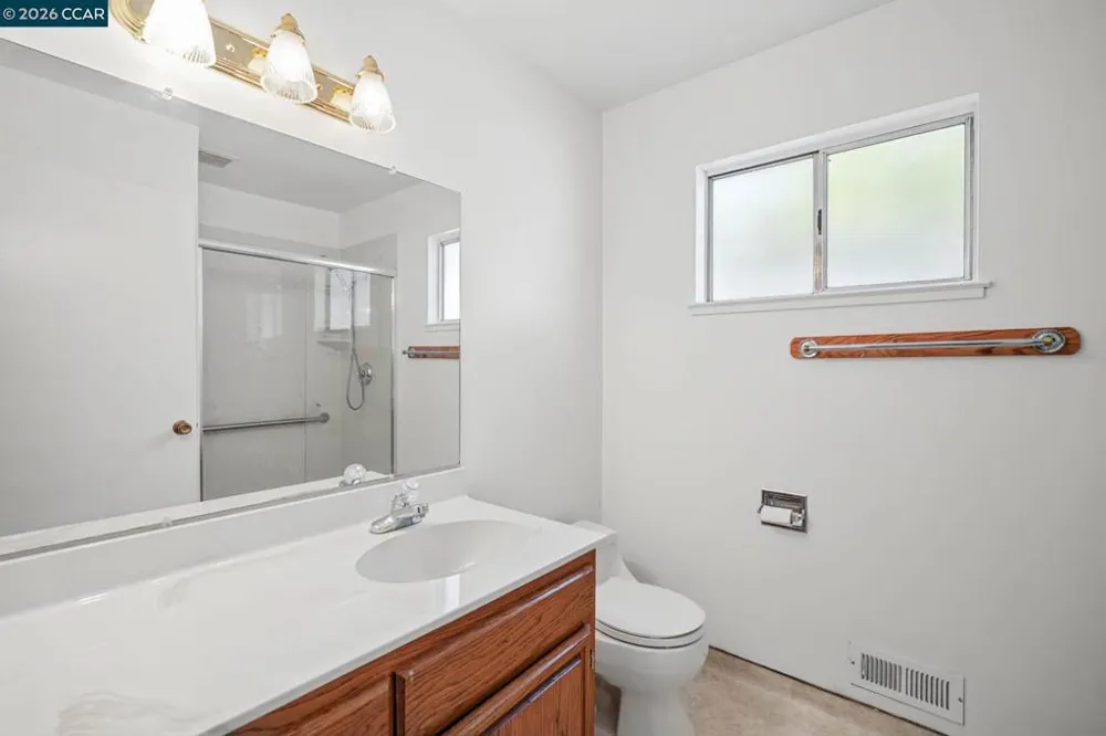 879 Greenway Dr Martinez, CA 94553