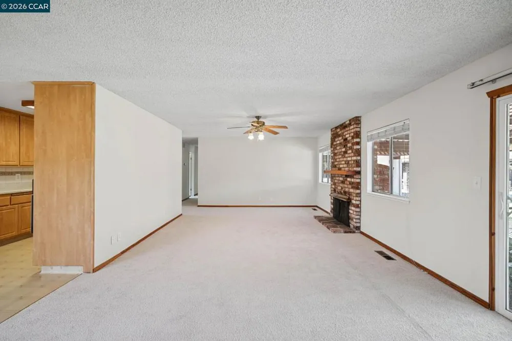 879 Greenway Dr Martinez, CA 94553