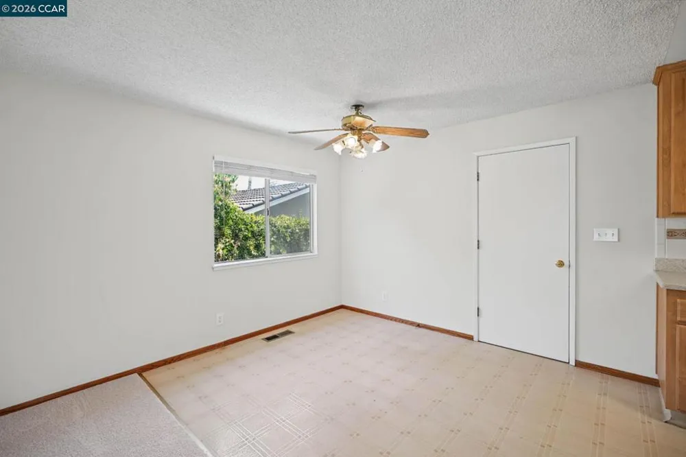 879 Greenway Dr Martinez, CA 94553