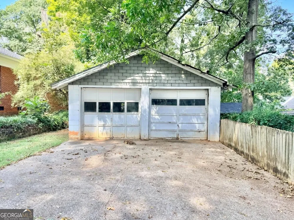 1563 Sylvan RD SW Atlanta, GA 30310