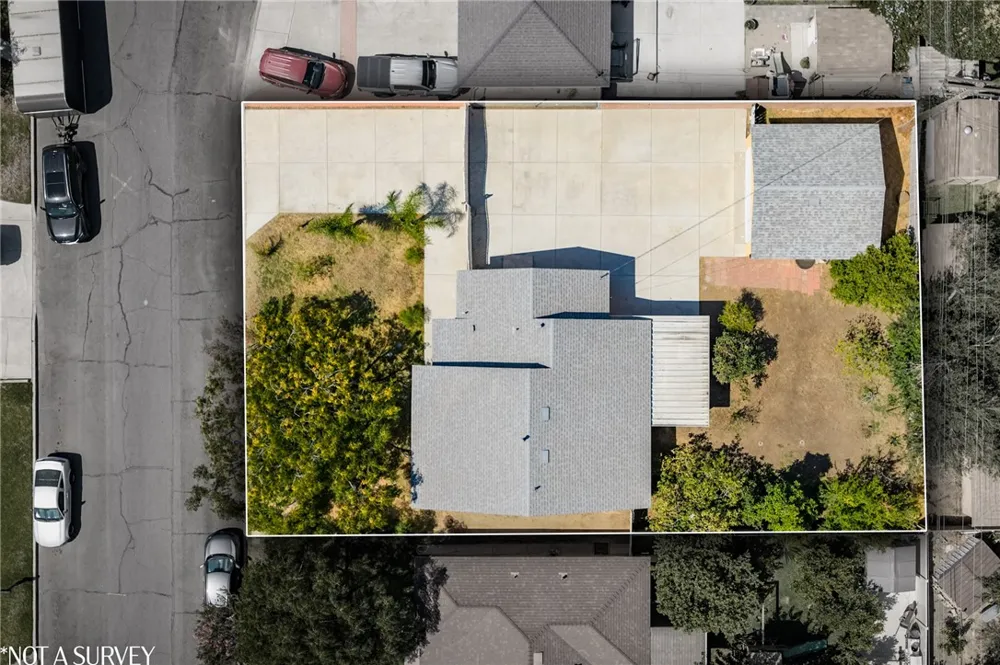 561 Park Rialto, CA 92376
