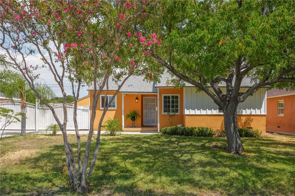 561 Park Rialto, CA 92376