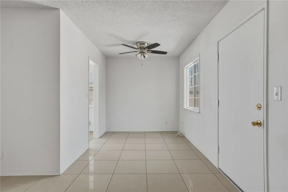 561 Park Rialto, CA 92376