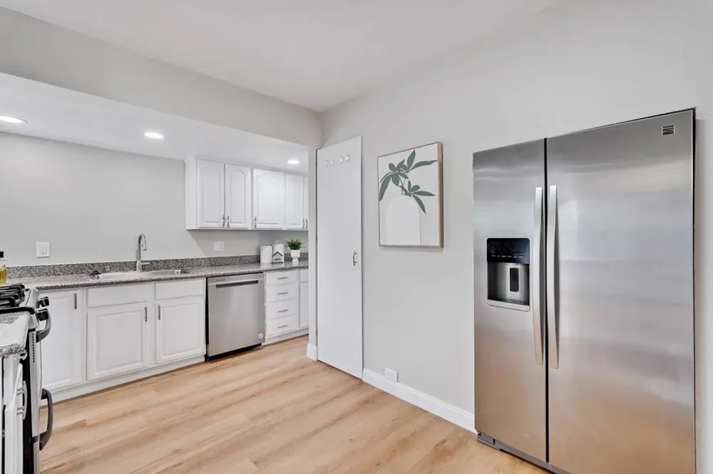 2826 San Jose Avenue Alameda, CA 94501