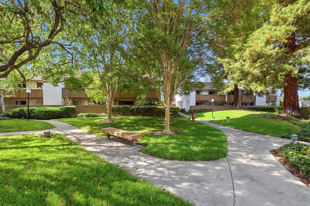 2201 Monroe Street #1302 Santa Clara, CA 95050