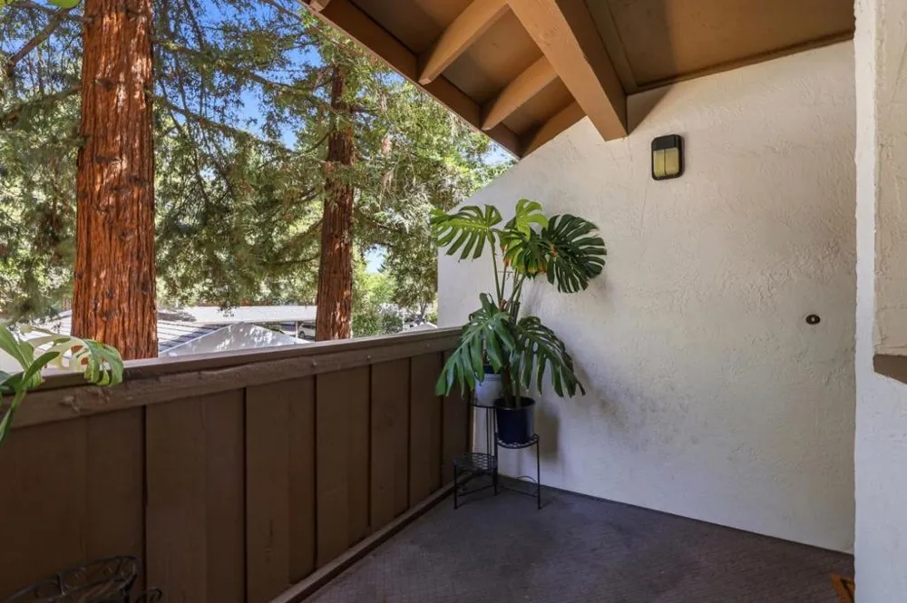 2201 Monroe Street #1302 Santa Clara, CA 95050