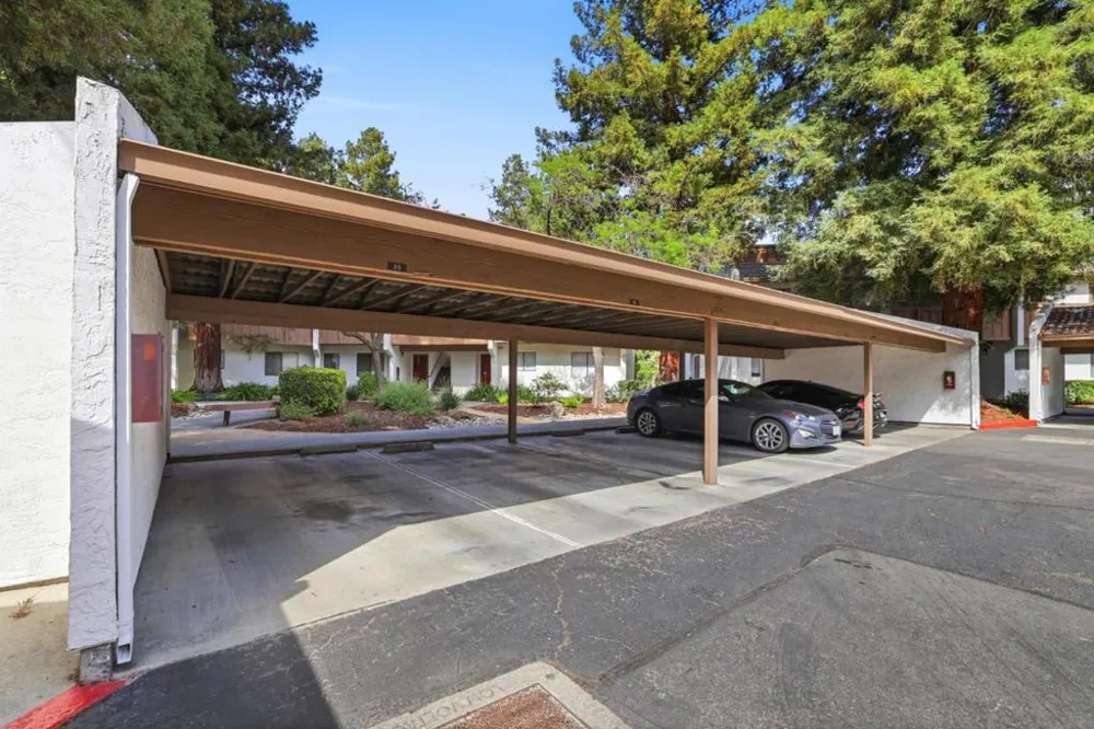 2201 Monroe Street #1302 Santa Clara, CA 95050