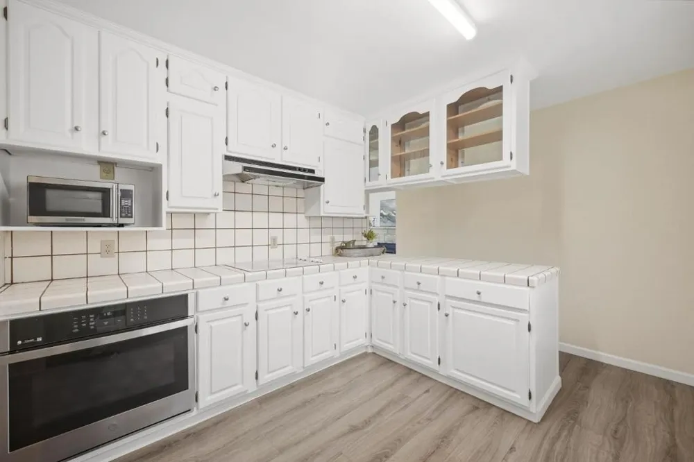 56 Bundeson Drive Hollister, CA 95023