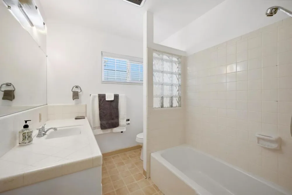 56 Bundeson Drive Hollister, CA 95023