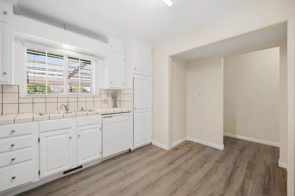 56 Bundeson Drive Hollister, CA 95023