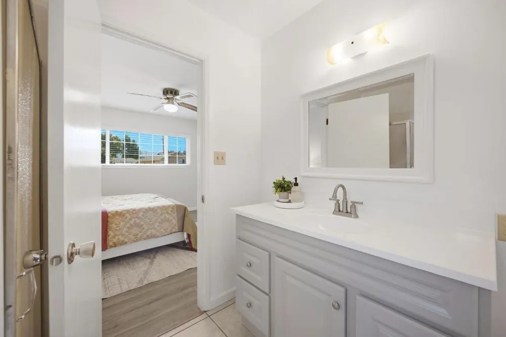 56 Bundeson Drive Hollister, CA 95023