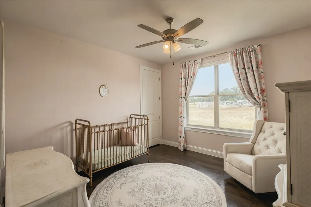111 Eagle Point Azle, TX 76020
