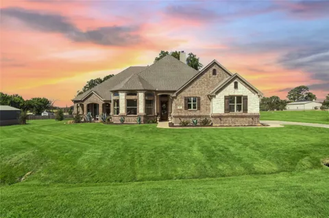111 Eagle Point