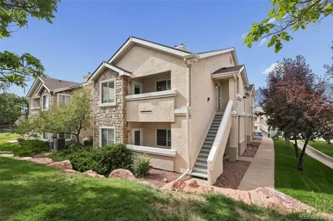 3850 Strawberry Field Grove #F
