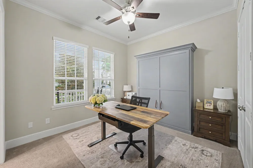35 W Sawyer Ridge Drive The Woodlands, TX 77389