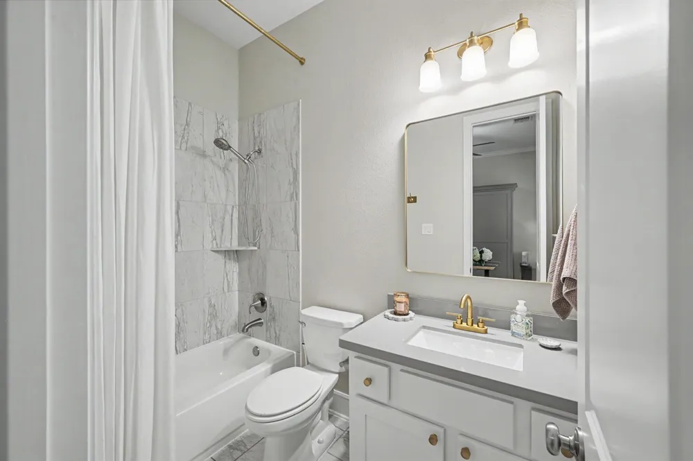 35 W Sawyer Ridge Drive The Woodlands, TX 77389