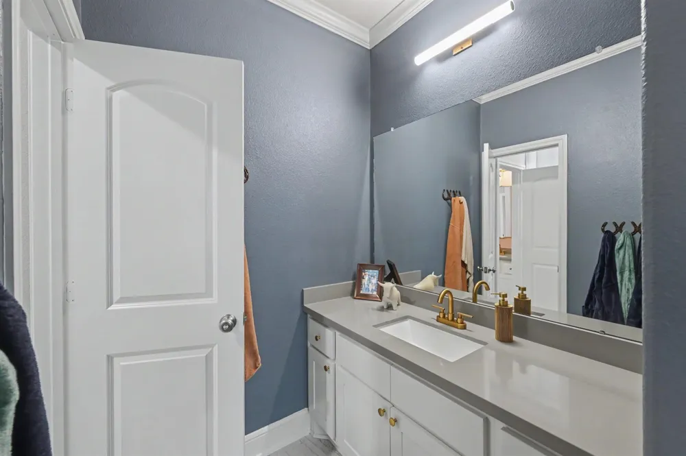 35 W Sawyer Ridge Drive The Woodlands, TX 77389