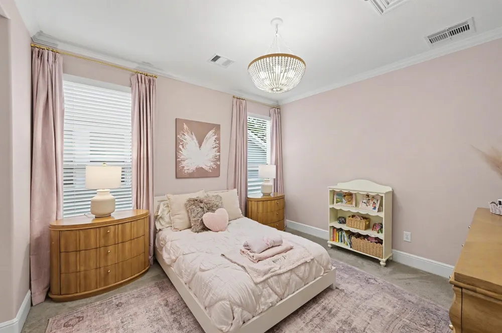 35 W Sawyer Ridge Drive The Woodlands, TX 77389