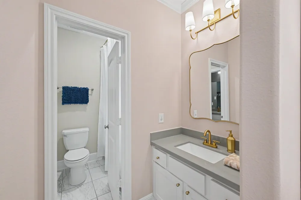 35 W Sawyer Ridge Drive The Woodlands, TX 77389