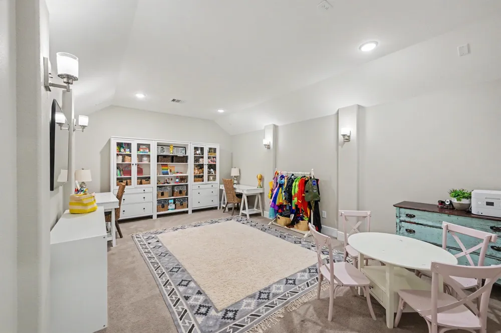 35 W Sawyer Ridge Drive The Woodlands, TX 77389