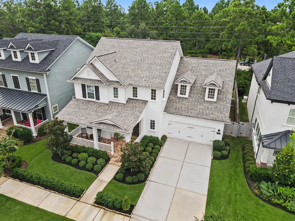 35 W Sawyer Ridge Drive The Woodlands, TX 77389