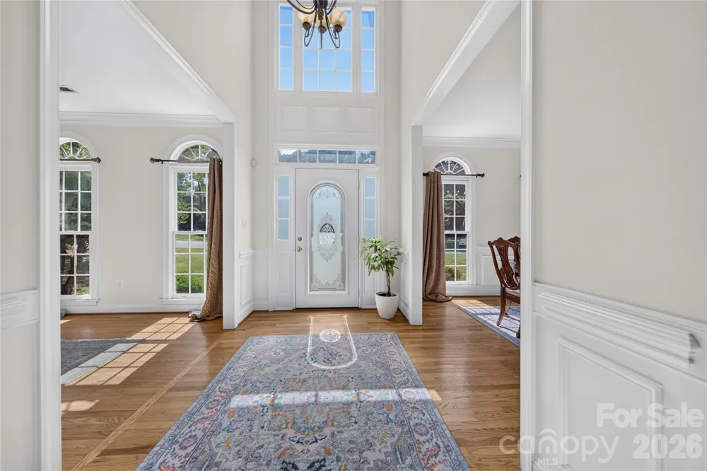 12135 Darby Chase Drive Charlotte, NC 28277