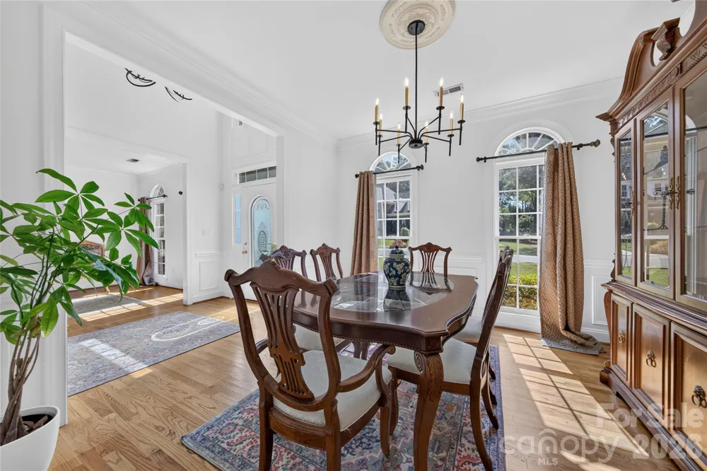 12135 Darby Chase Drive Charlotte, NC 28277