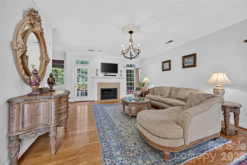 12135 Darby Chase Drive Charlotte, NC 28277