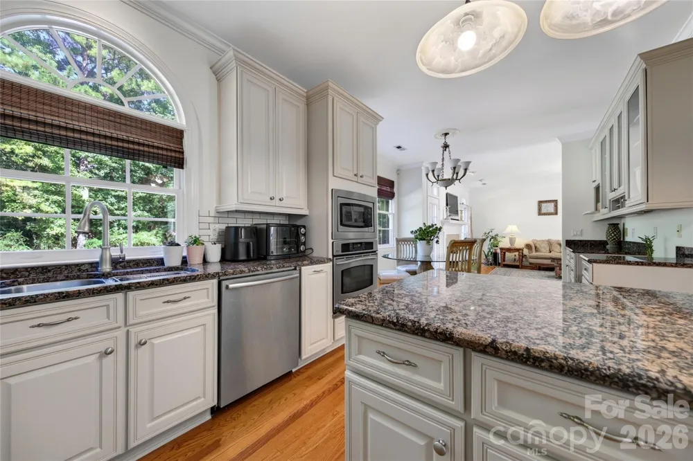 12135 Darby Chase Drive Charlotte, NC 28277